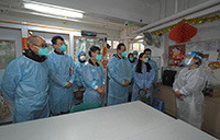 中央政府援港抗疫中医专家组到访安老院舍（附图）