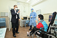 Secretary for Health inspects dental services provided for persons with special needs in Kwai Tsing District (with photos)